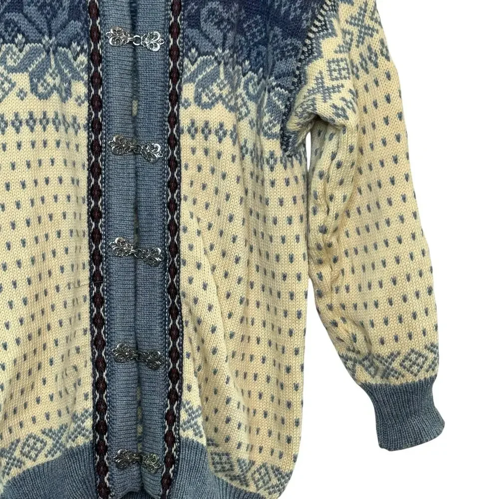 Dale of Norway Pure Wool Nordic Pewter Clasp Fair Isle Cardigan Sweater M/50